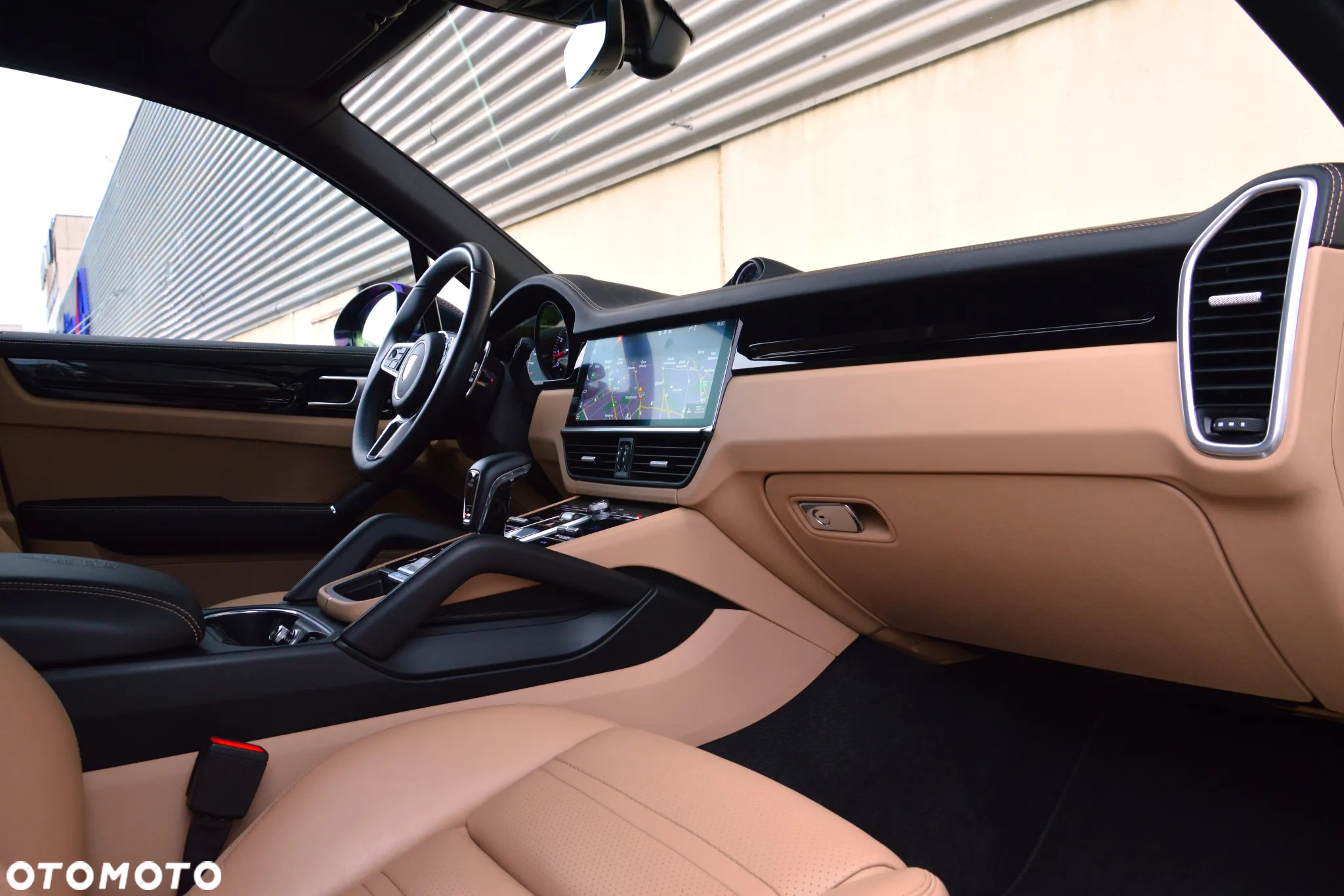 Porsche Cayenne Standard - 19
