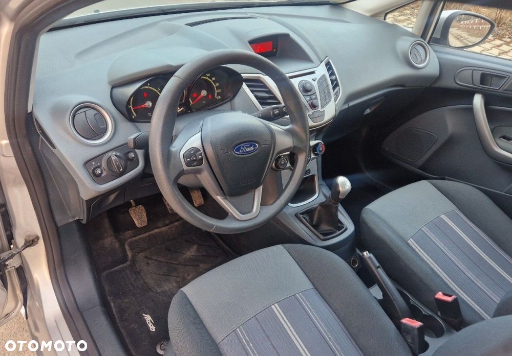 Ford Fiesta - 18