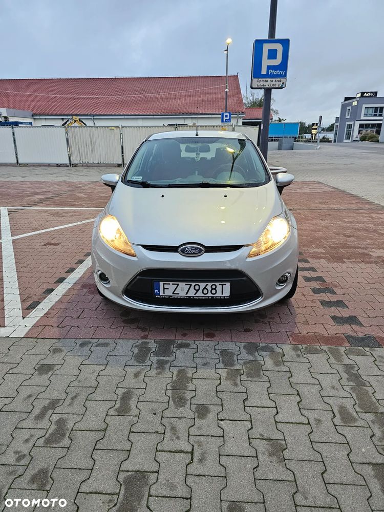 Ford Fiesta - 5