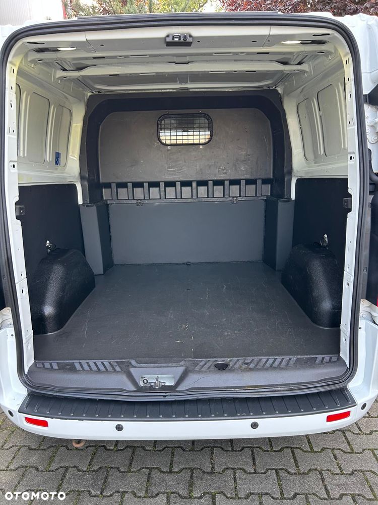 Ford Transit Custom 300 L2H1 Limited (bryg.) - 14