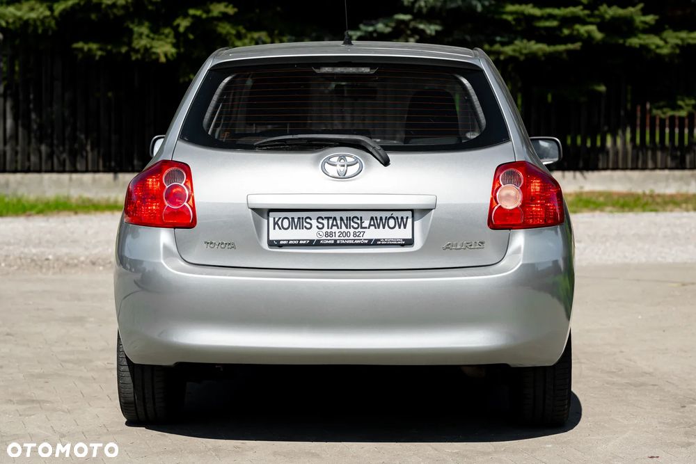 Toyota Auris 1.33 VVT-i Terra - 13