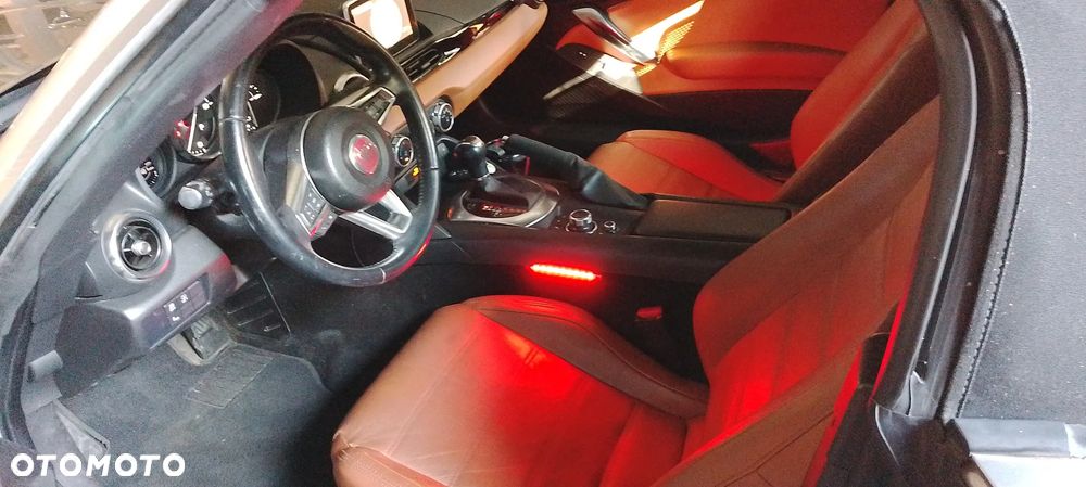 Fiat 124 Spider 1.4 MultiAir Lusso - 32