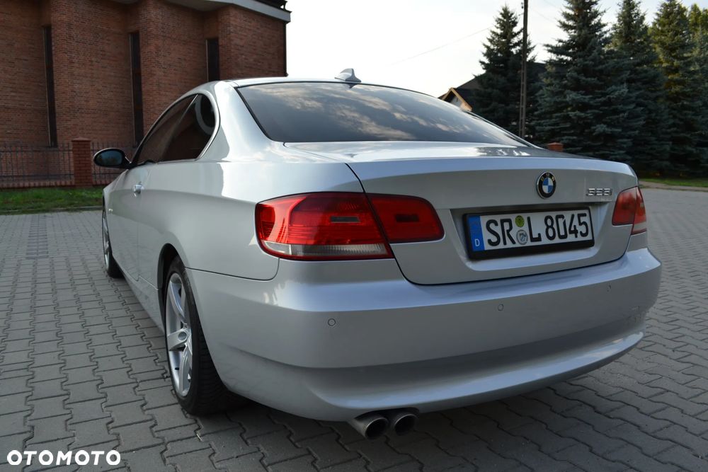 BMW Seria 3 325i - 10