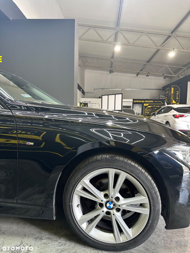 BMW Seria 3 318d M Sport Shadow - 4