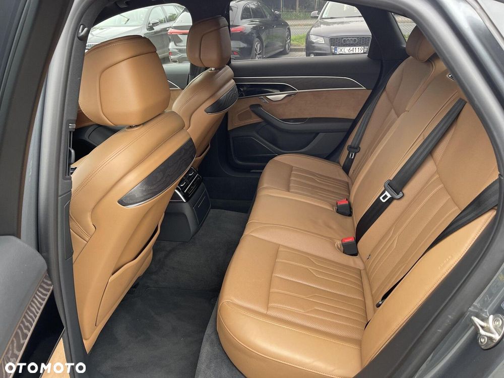 Audi A8 - 21