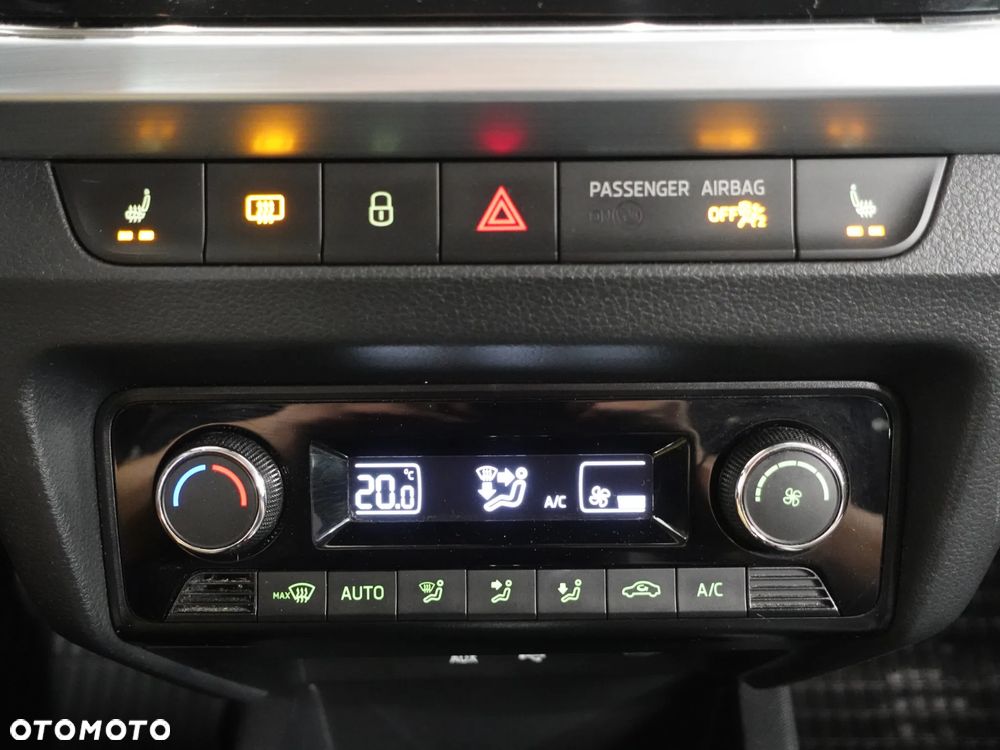 Skoda Fabia 1.2 TSI DSG Ambition - 33