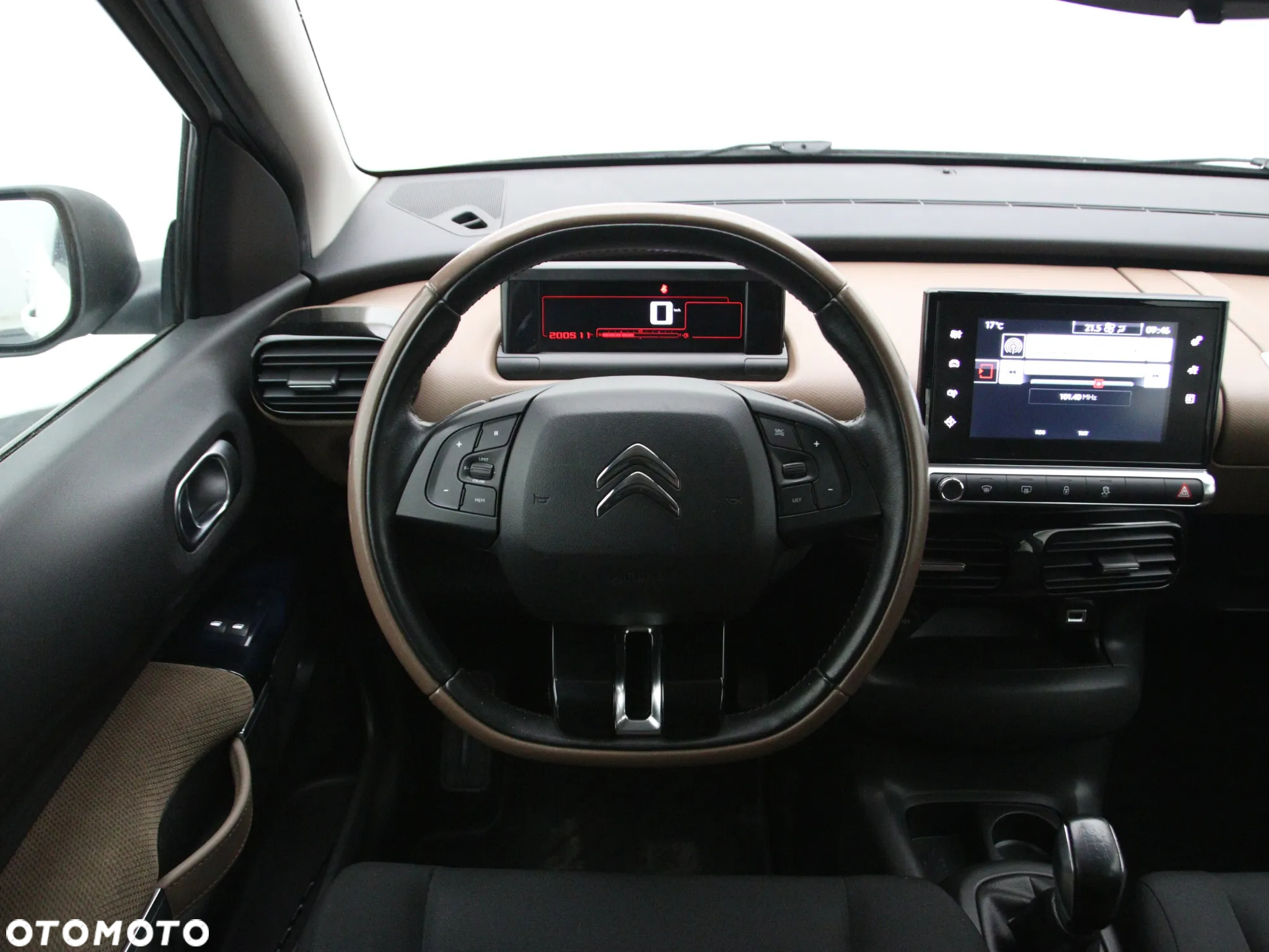 Citroën C4 Cactus - 17