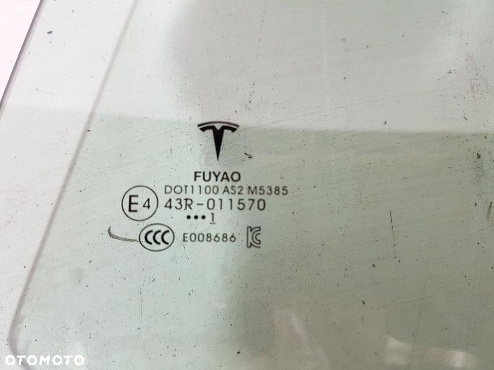 TESLA 3 SZYBA DRZWI TYŁ TYLNYCH LEWA ORYGINAŁ - 4