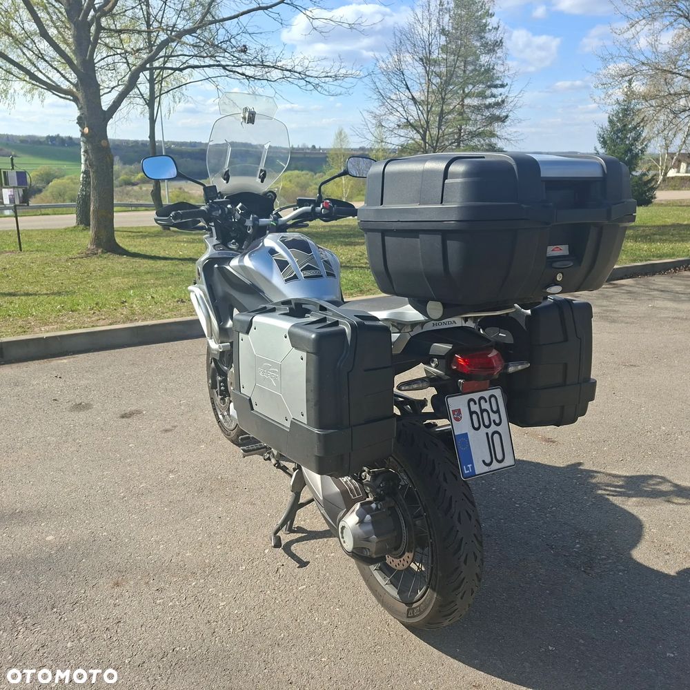 Honda VFR - 5