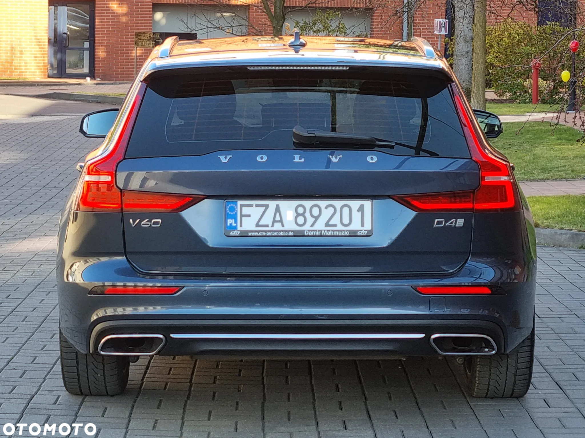 Volvo V60 D4 Inscription - 4