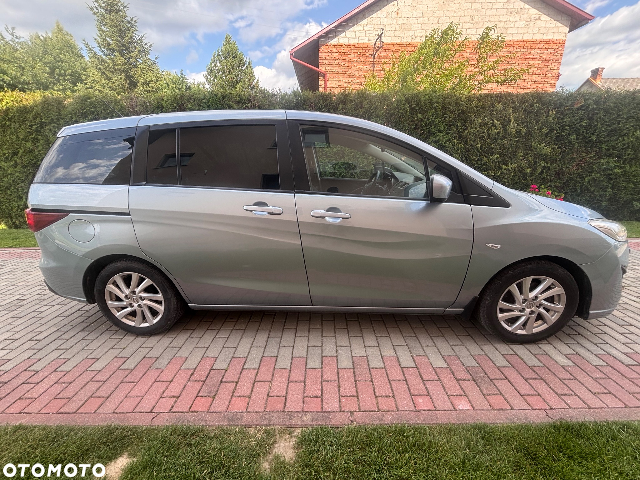 Mazda 5 2.0 Exclusive + - 4