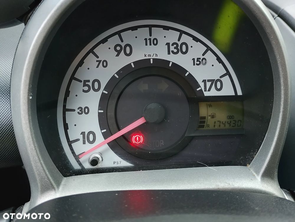 Peugeot 107 - 8