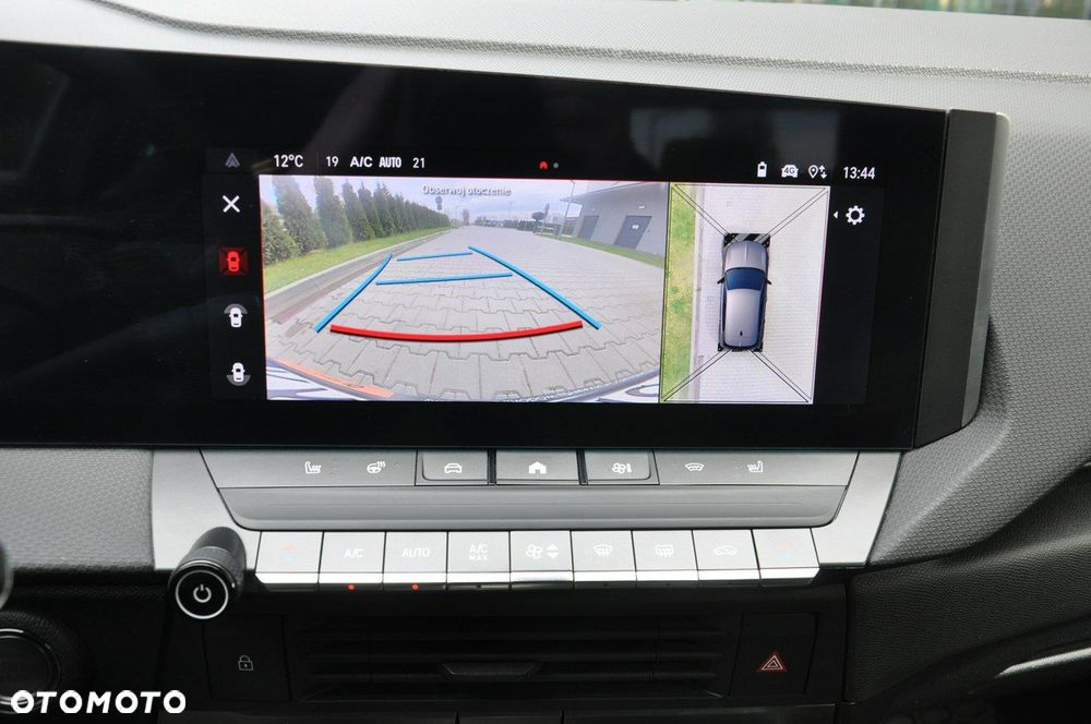 Opel Astra 1.2 T GS S&S - 18