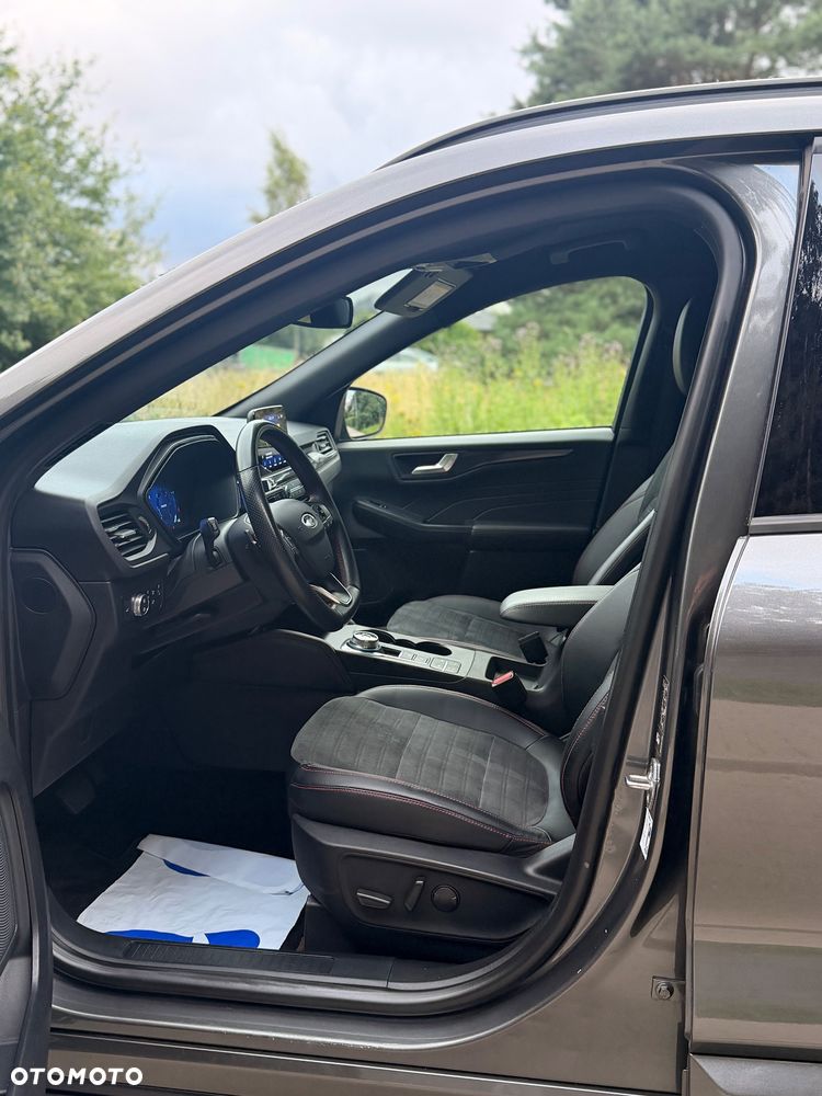Ford Kuga 2.0 EcoBlue 4x4 ST-LINE X - 19