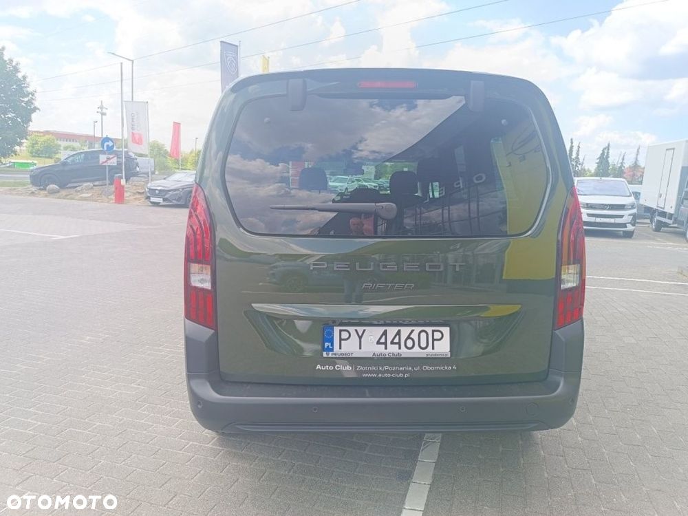Peugeot Rifter - 8