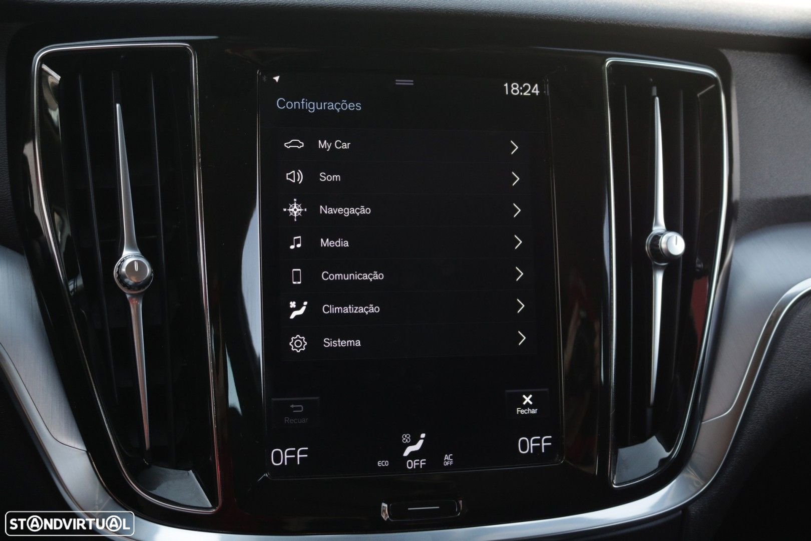 Volvo V60 2.0 D3 Momentum Core - 54