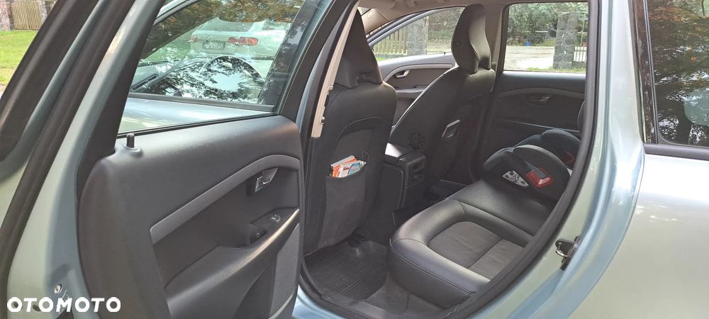 Volvo V70 2.0 Kinetic - 12