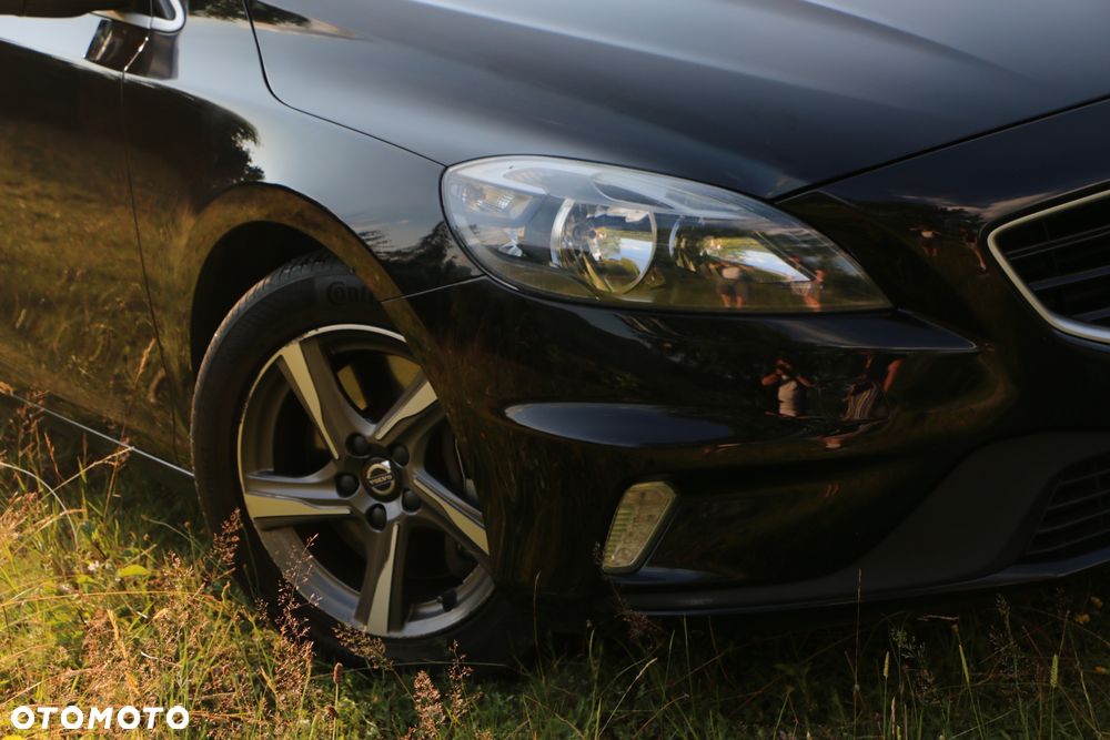 Volvo V40 D4 Drive-E R-Design Momentum - 2