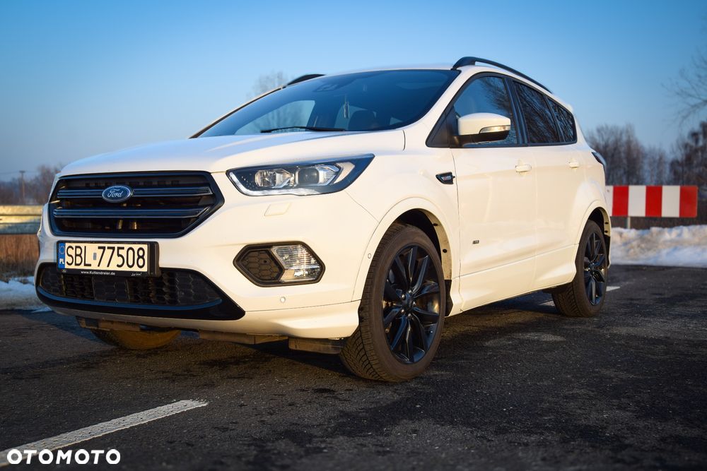 Ford Kuga 1.5 EcoBoost 4x4 ST-Line - 3
