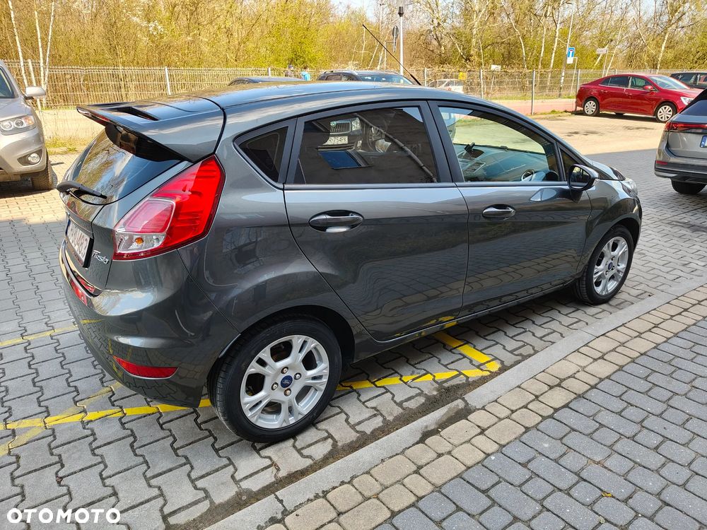 Ford Fiesta 1.4 Titanium - 6