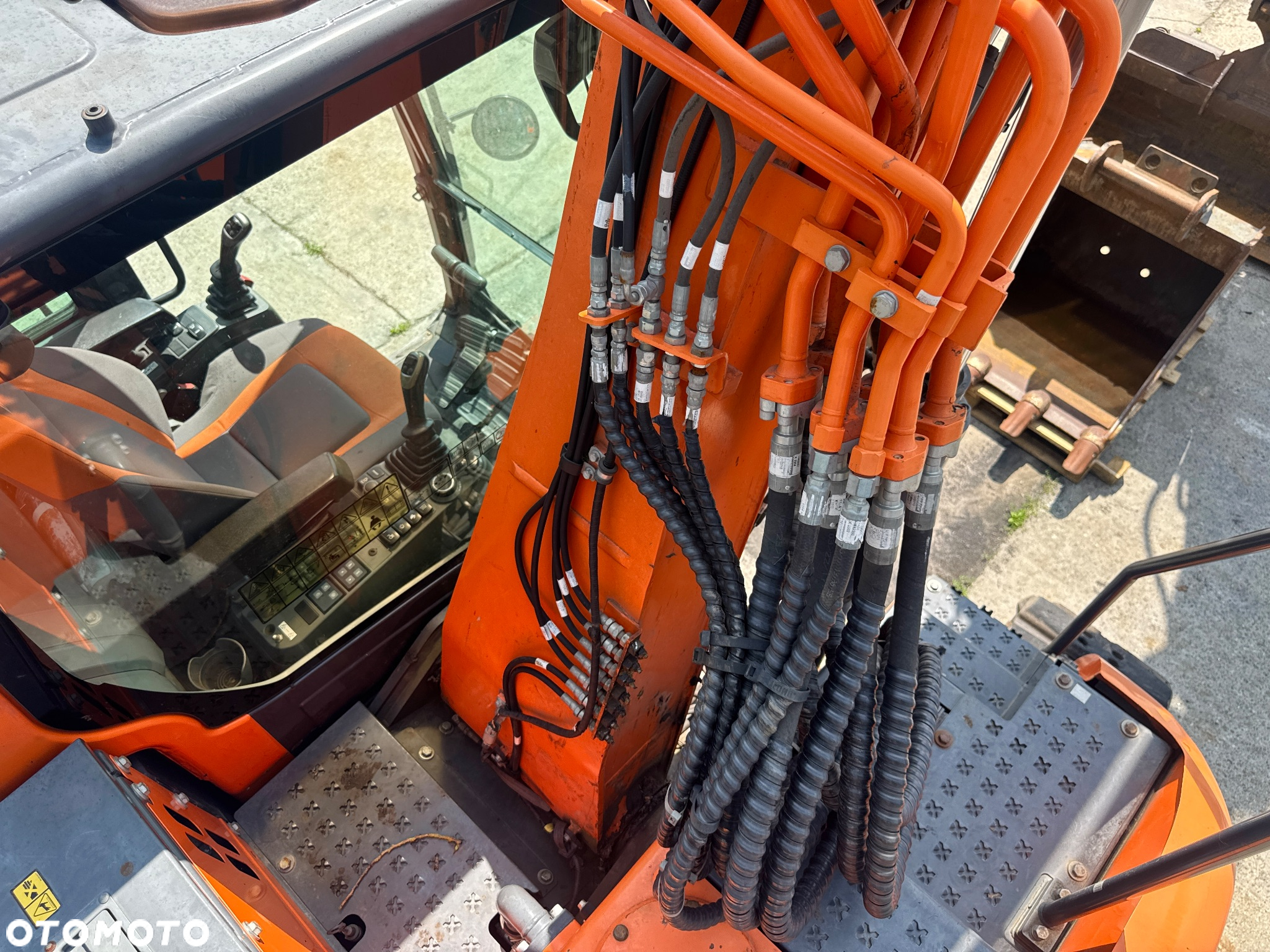 Doosan Koparka Gąsienicowa DX140 LCR-5 - 18