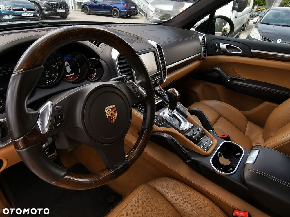 Porsche Cayenne Diesel Platinum Edition - 6