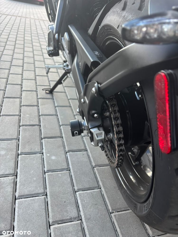 Triumph Trident - 14