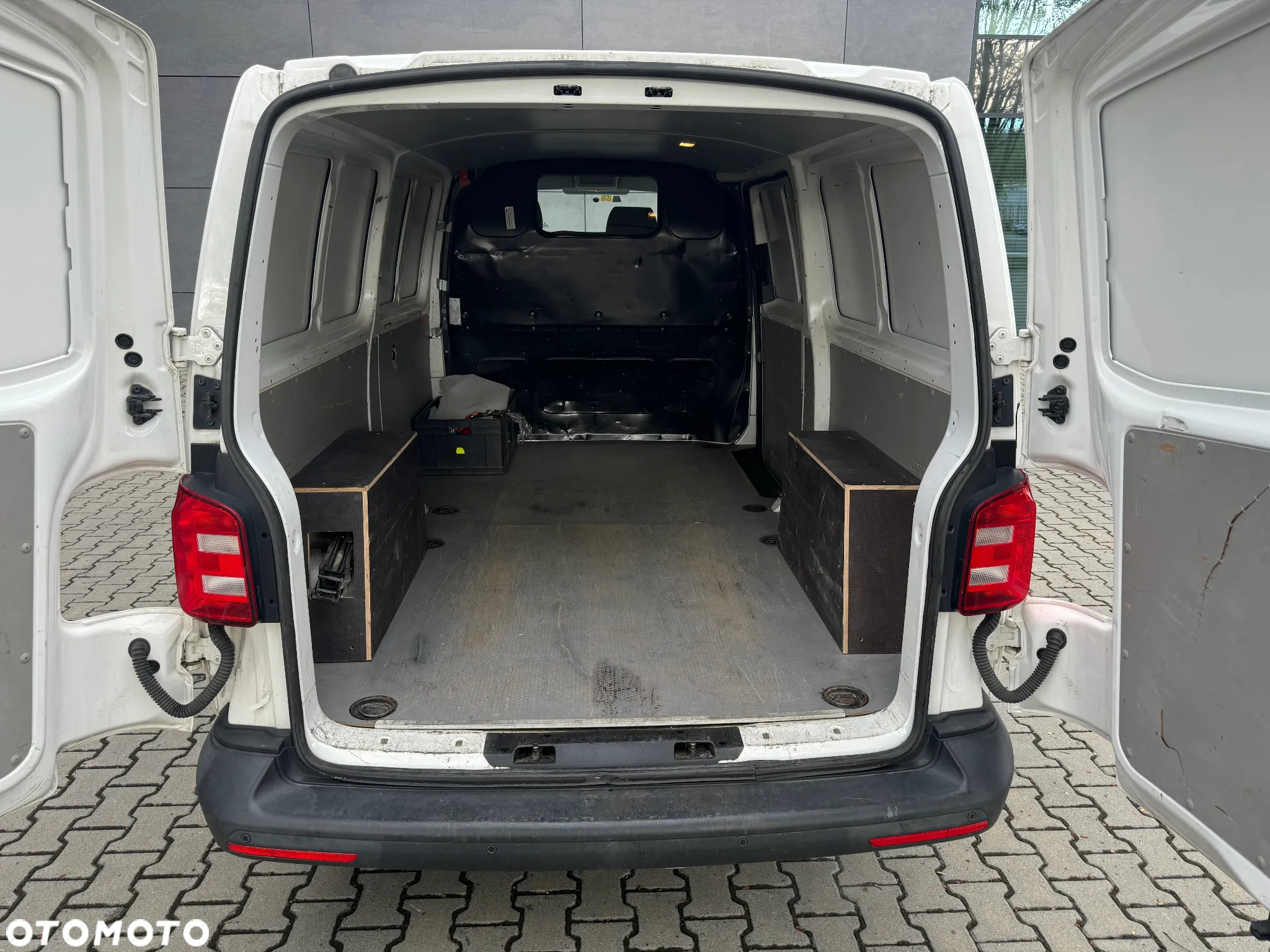 Volkswagen Transporter - 10