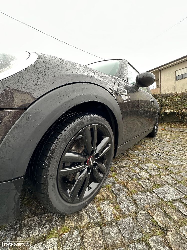 MINI 3 Portas Cooper D - 3