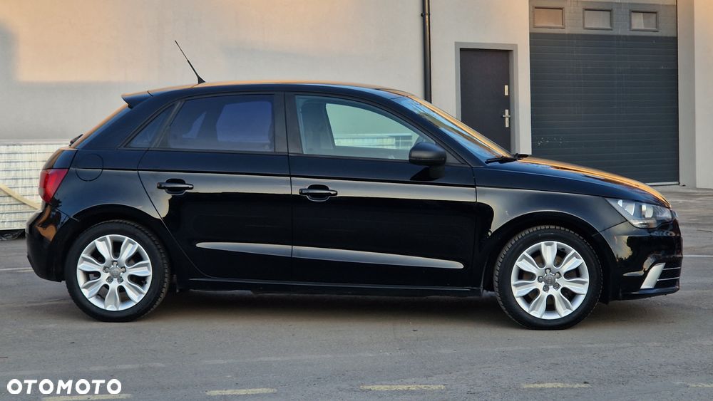 Audi A1 Sportback 1.6 TDI Attraction - 4
