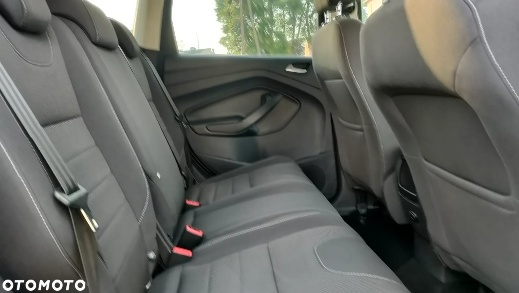 Ford Kuga - 8