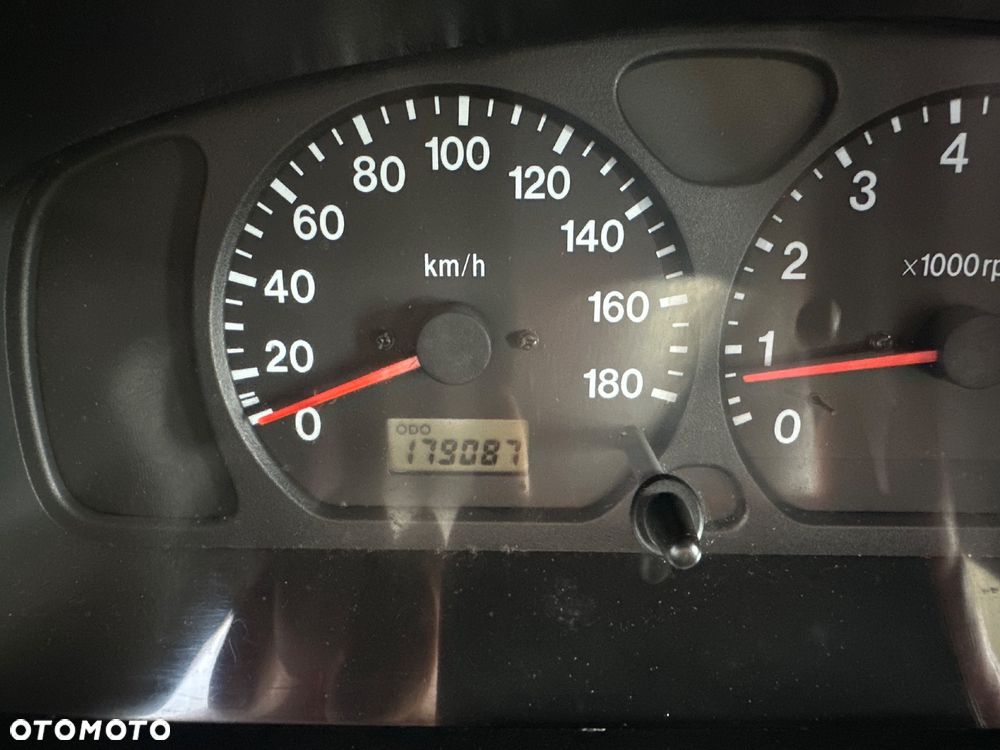 Suzuki Jimny 1.3 - 10