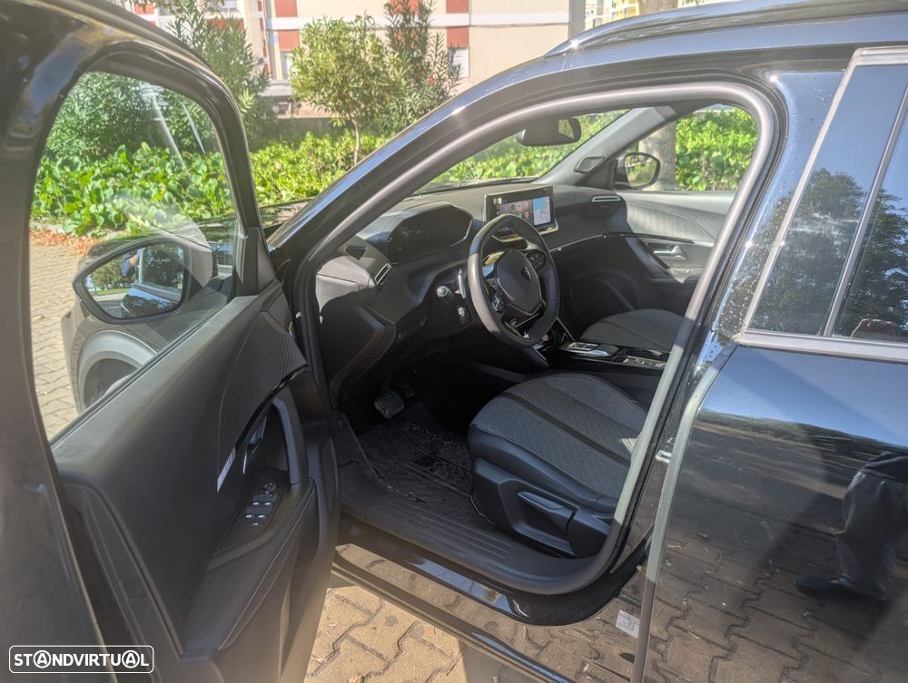 Peugeot 2008 PureTech 130 EAT8 Allure Pack - 5