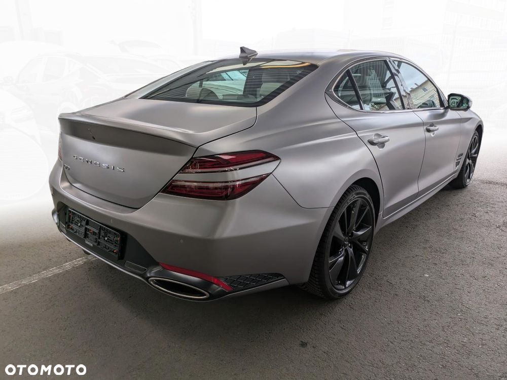 Genesis G70 2.0T Plus AWD 8AT Sport - 3
