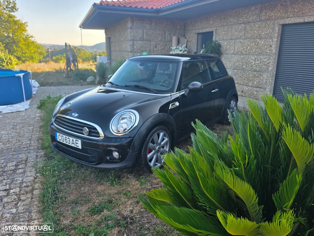 MINI 3 Portas Cooper D - 8