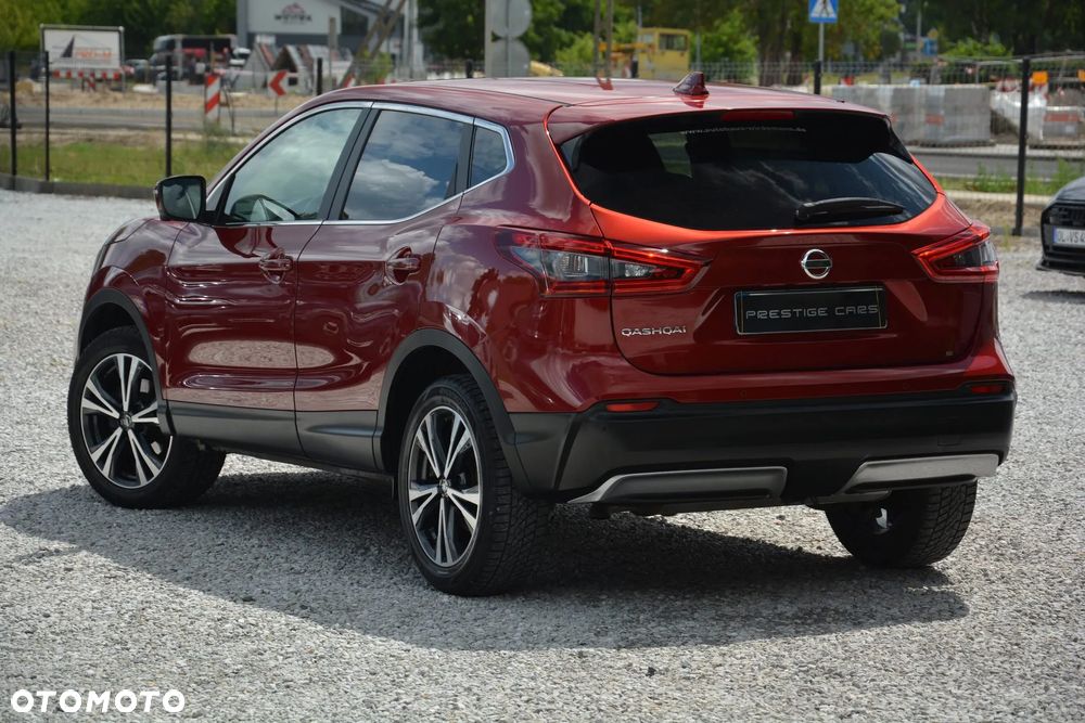 Nissan Qashqai 1.3 DIG-T AKARI - 11
