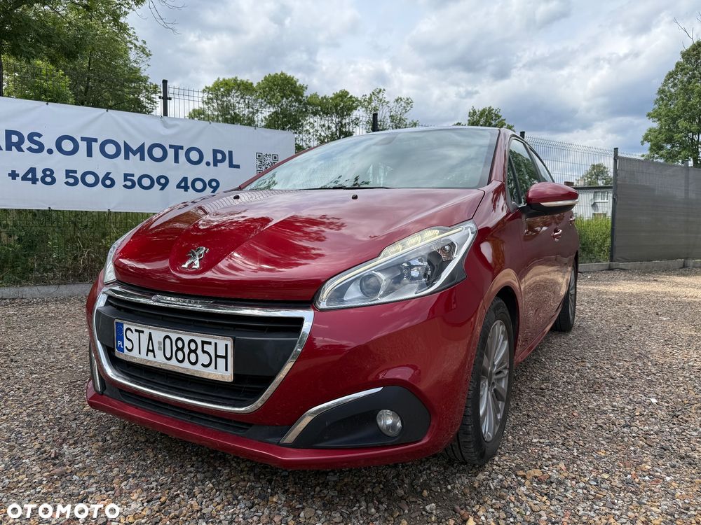 Peugeot 208 - 25