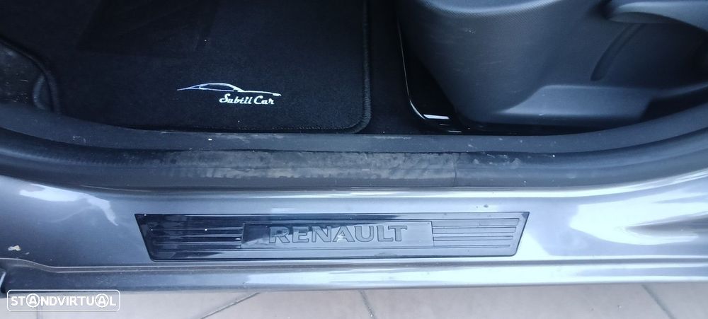 Renault Clio 1.5 dCi Dynamique S - 12