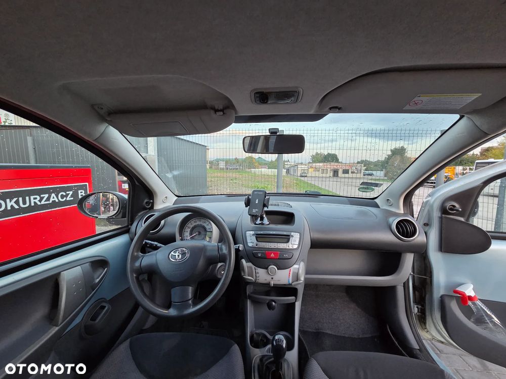 Toyota Aygo - 12