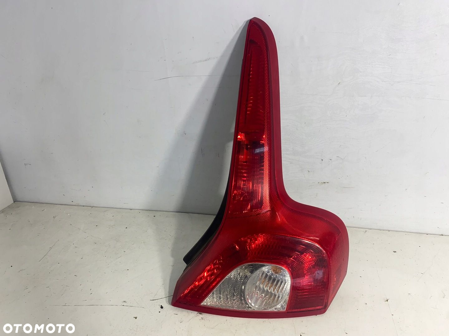 LAMPA PRAWY TYŁ PRAWA TYLNIA VOLVO C30 LIFT EU - 4