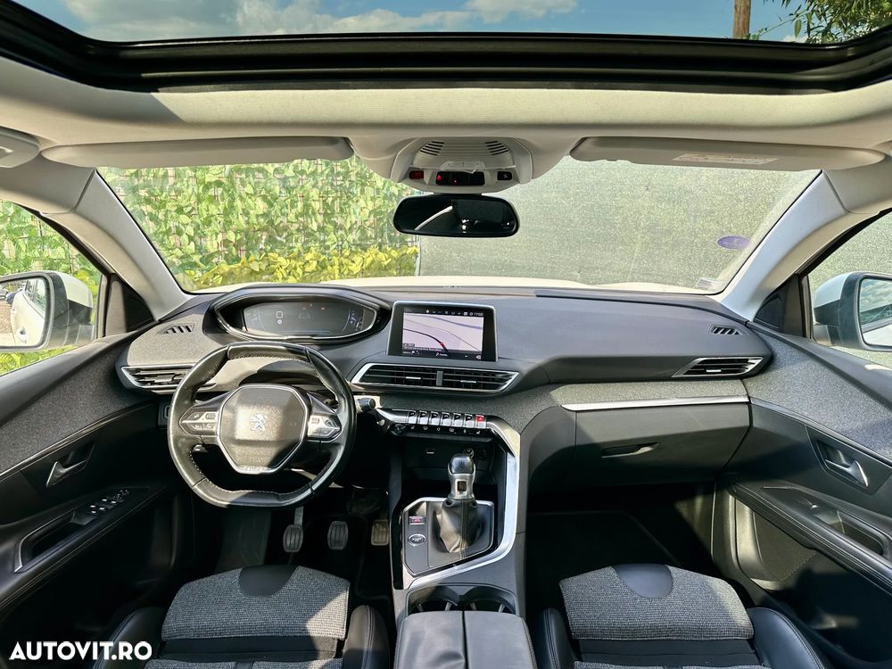 Peugeot 3008 - 8