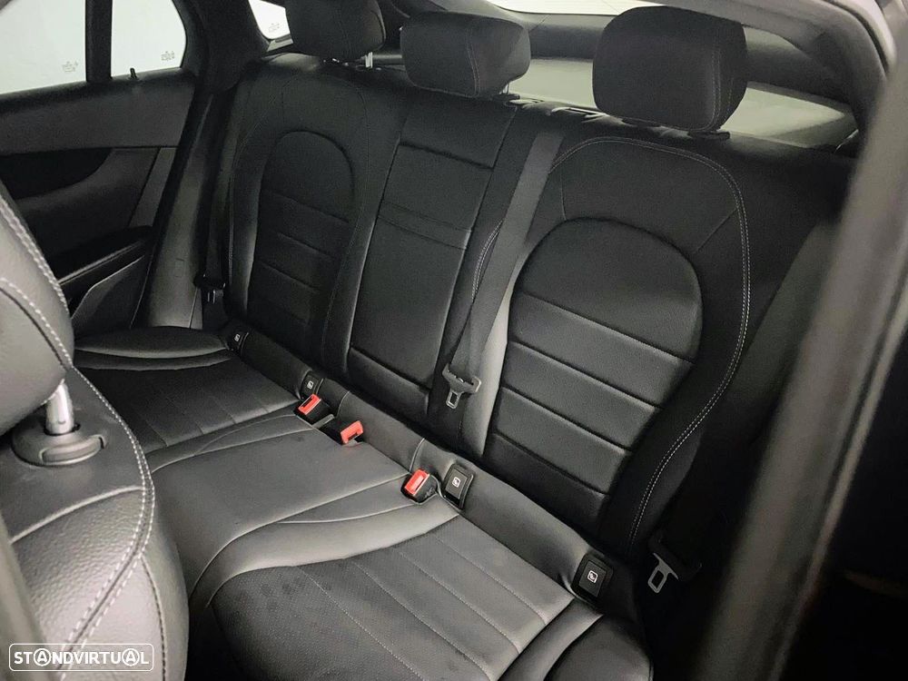 Mercedes-Benz GLC 300 de Coupé 4Matic - 12