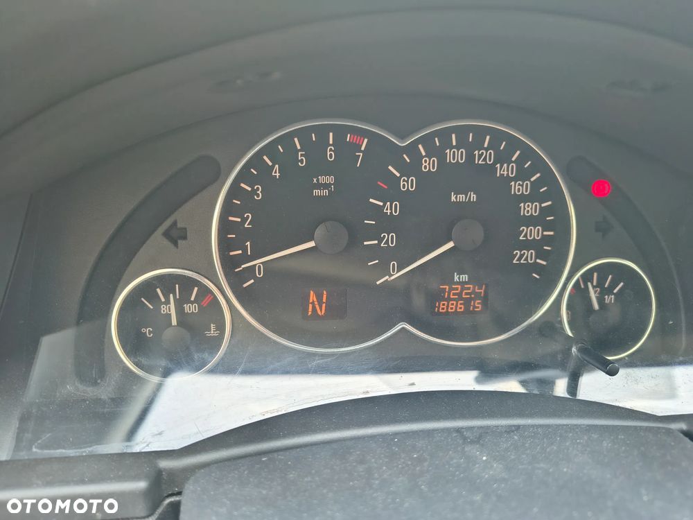 Opel Meriva 1.6 16V Essentia Easytronic - 6
