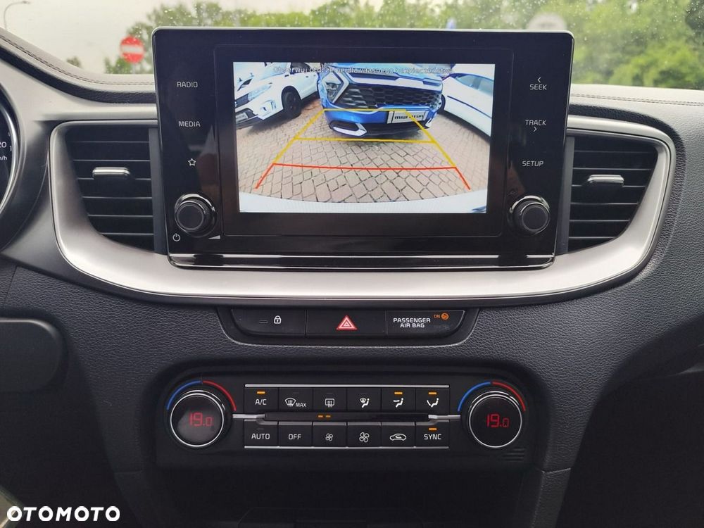 Kia Ceed - 18
