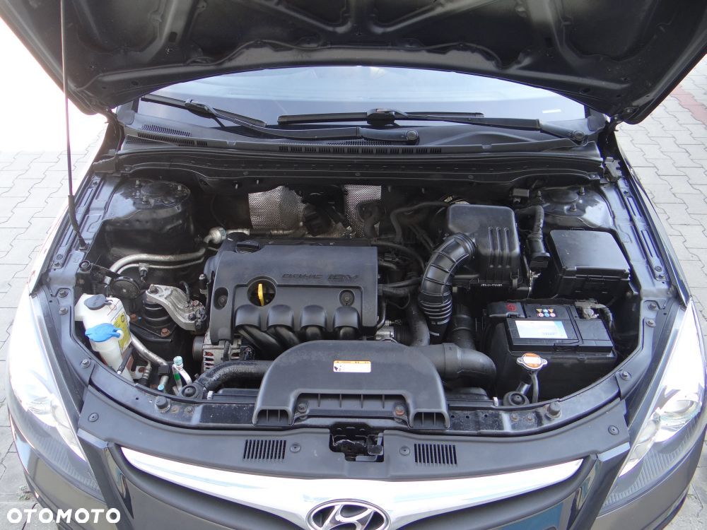 Hyundai i30 1.4 Blue Comfort - 28