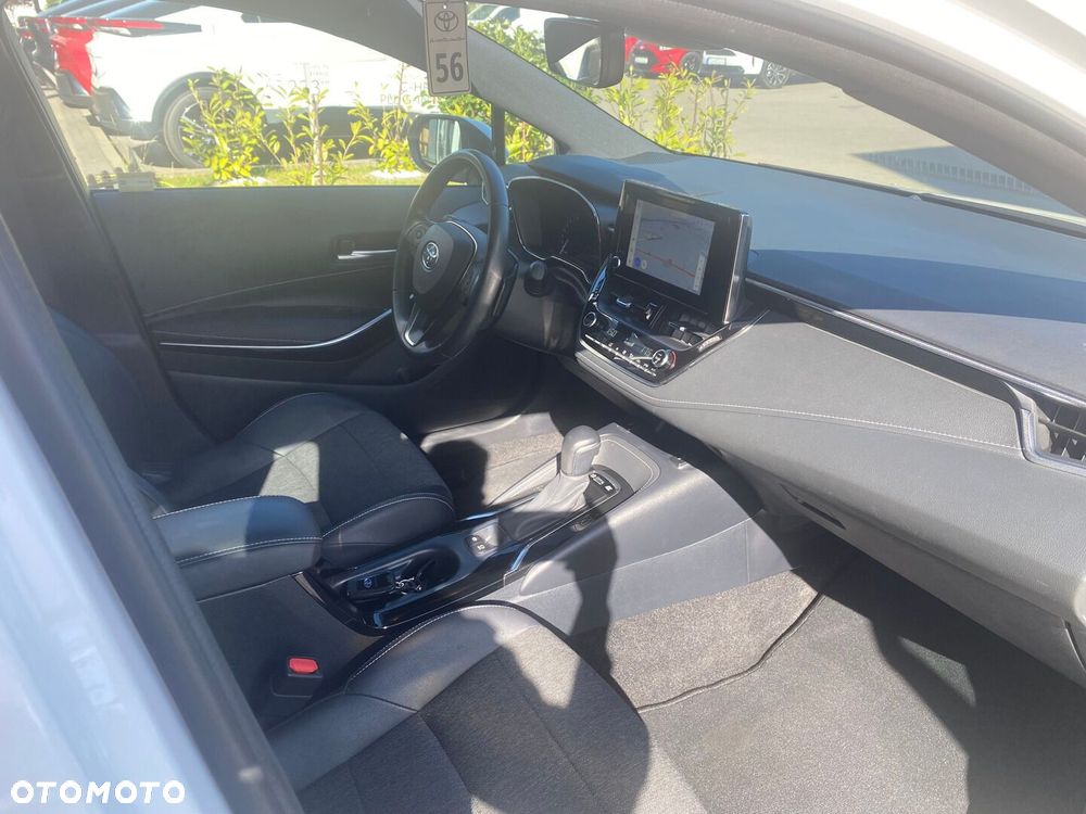 Toyota Corolla 2.0 Hybrid Comfort - 21