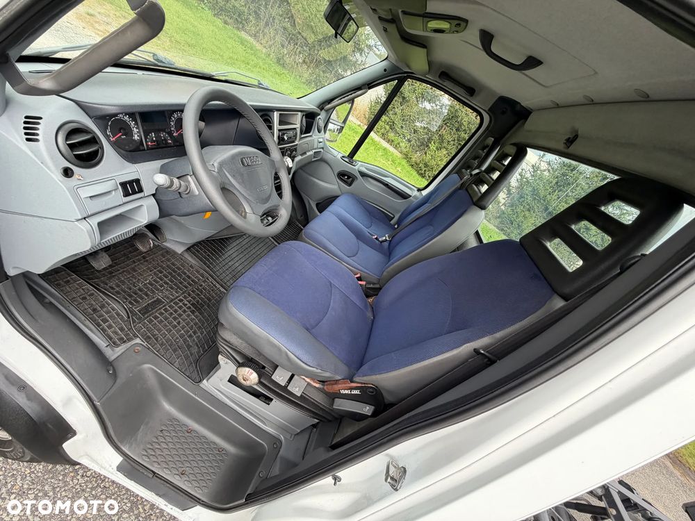 Iveco 60C18 * 3.0 / 180KM * Rama do zabudowy * Rozstaw osi: 3.45m * - 29