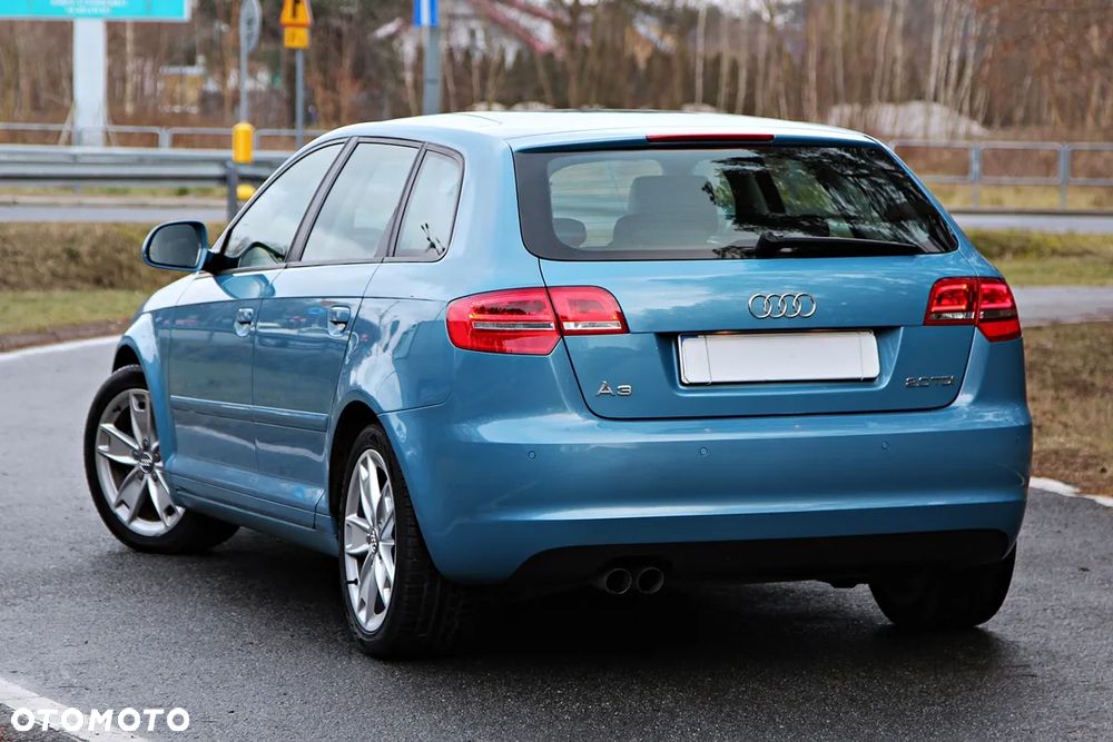 Audi A3 Sportback 2.0 TDI Attraction - 4