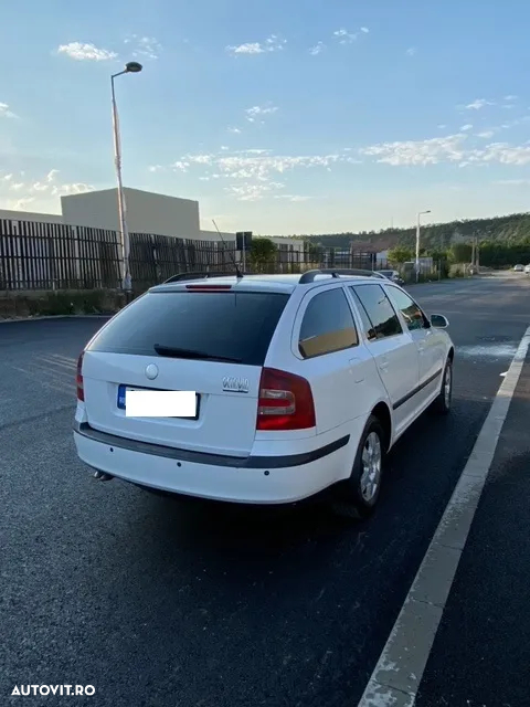 Skoda Octavia 2.0 TDI Drive DSG - 4