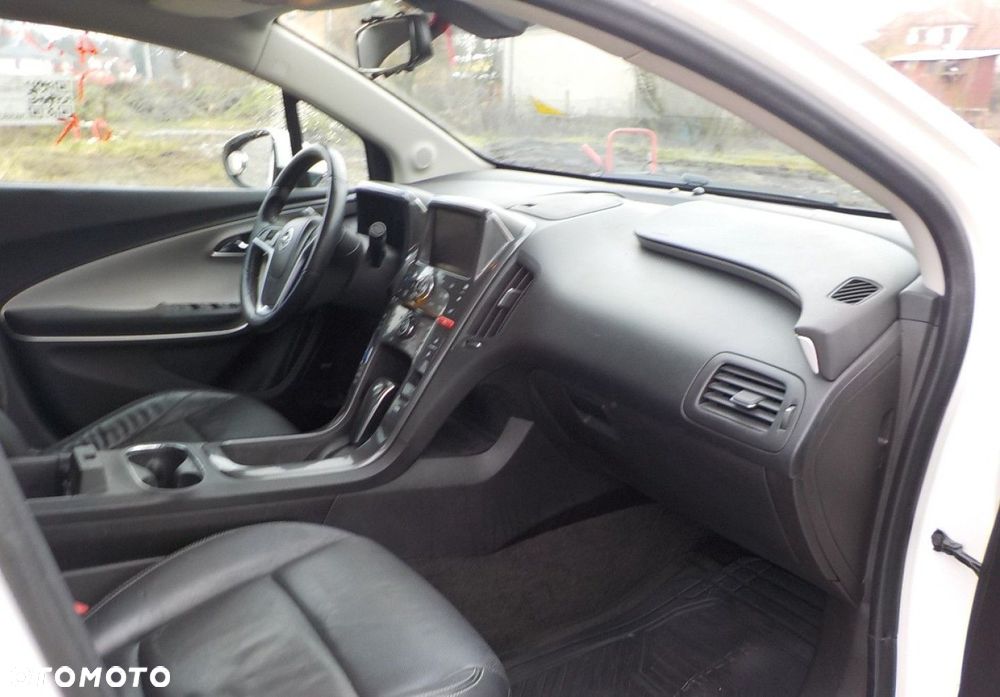 Opel Ampera - 14